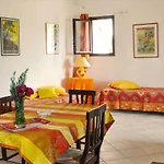 Casa Favalella *