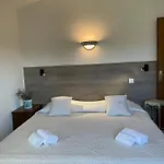 Casa Favalella Apartment