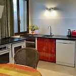 Casa Favalella Apartment