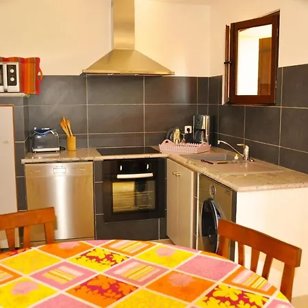 Casa Favalella Daire