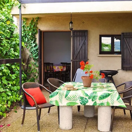 Casa Favalella Apartment *