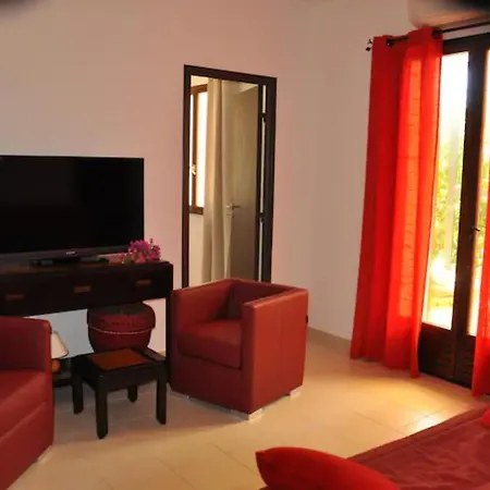 Casa Favalella Apartment