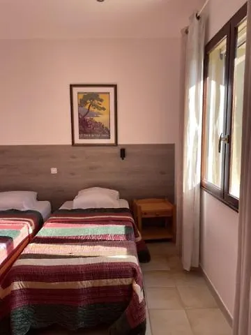 Casa Favalella